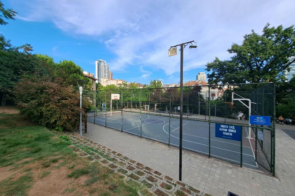 Metro İstasyonu Yakını Geniş Ferah 115 m² 3+1 Kiralık Daire