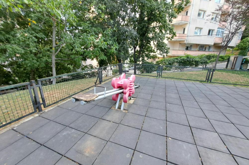 Metro İstasyonu Yakını Geniş Ferah 115 m² 3+1 Kiralık Daire