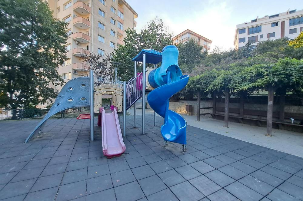 Metro İstasyonu Yakını Geniş Ferah 115 m² 3+1 Kiralık Daire