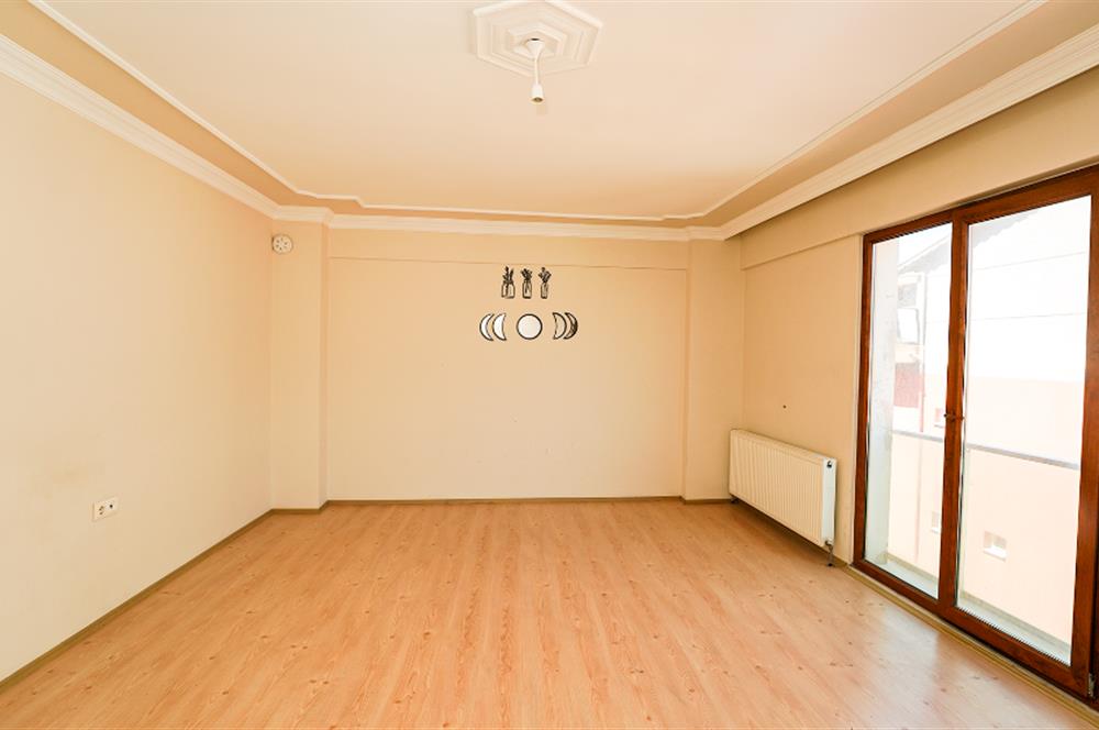 C21 Cius; Hisar'da Caminin karşısında 3+1 Kiralık Daire