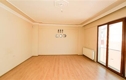 C21 Cius; Hisar'da Caminin karşısında 3+1 Kiralık Daire