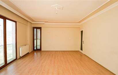 C21 Cius; Hisar'da Caminin karşısında 3+1 Kiralık Daire