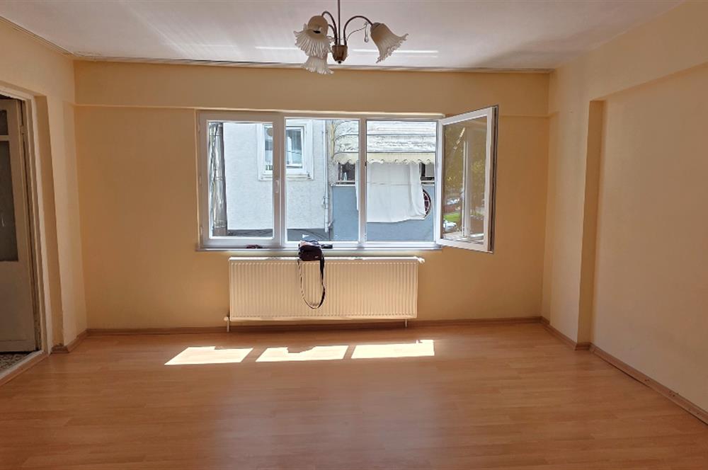 C21 Cius; Ahmet Süren Meydanı Dükkan Üstü 3+1 Kiralık Daire
