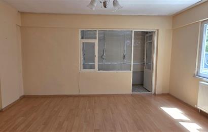 C21 Cius; Ahmet Süren Meydanı Dükkan Üstü 3+1 Kiralık Daire
