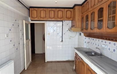 C21 Cius; Ahmet Süren Meydanı Dükkan Üstü 3+1 Kiralık Daire