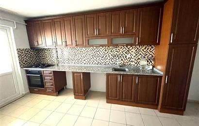 C21 Bal'dan Paşaalanı Mah.'de Arakat Kiralık 3+1 Daire