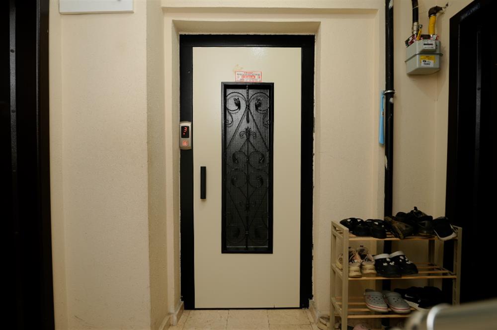 C21 Cius; Hisar'da Caminin karşısında 3+1 Kiralık Daire