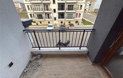 ÇORLU MUHİTTİN TOKİ'DE 2+1 KİRALIK DAİRE 