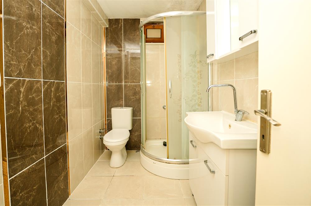 C21 Cius; Hisar'da Caminin karşısında 3+1 Kiralık Daire