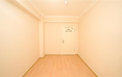 C21 Cius; Hisar'da Caminin karşısında 3+1 Kiralık Daire