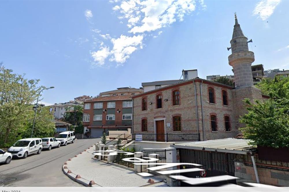 ÜSKÜDAR BURHANİYE'DE CADDE ÜZERİ 5 KAT KONUT İMARLI FIRSAT ARSA
