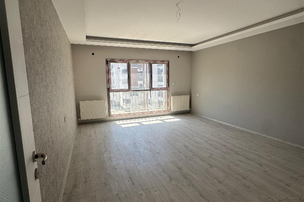 Miraç Kent Sitesinde 3+1 Krediye Uygun Satılık Daire