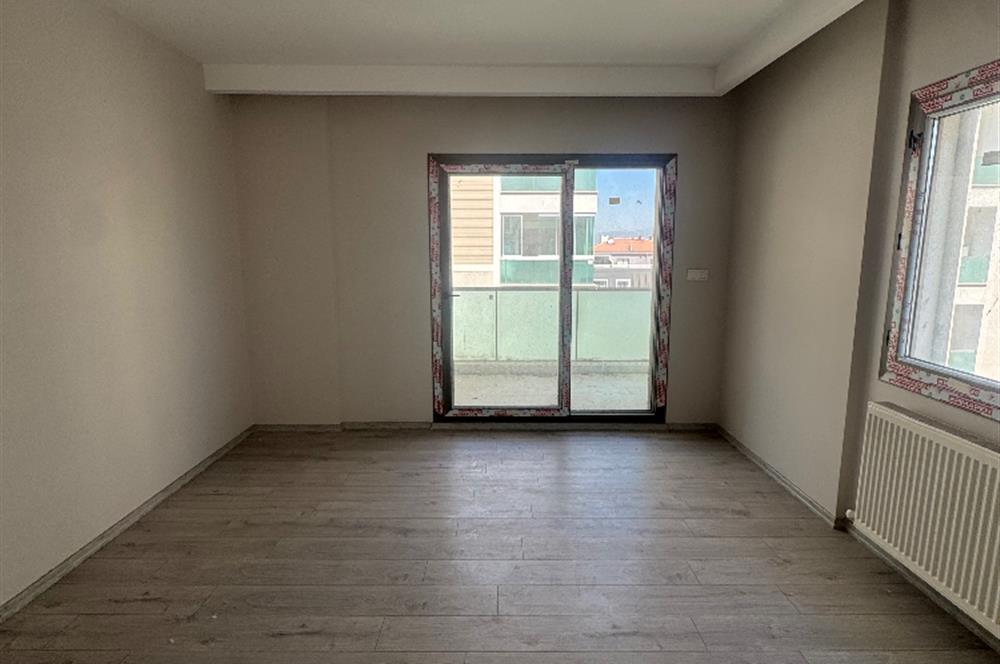Miraç Kent Sitesinde 3+1 Krediye Uygun Satılık Daire