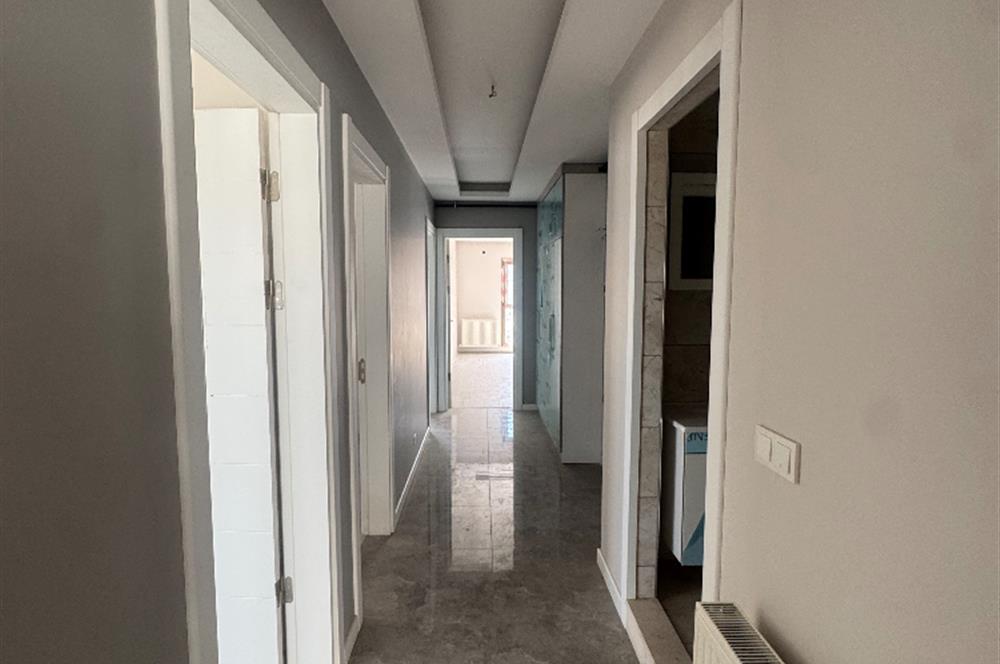 Miraç Kent Sitesinde 3+1 Krediye Uygun Satılık Daire