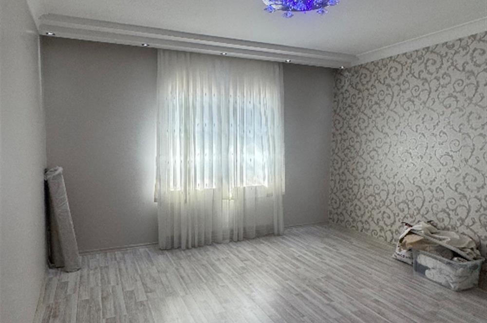 Ergenekon mahallesinde 3+1 145m2 satılık daire