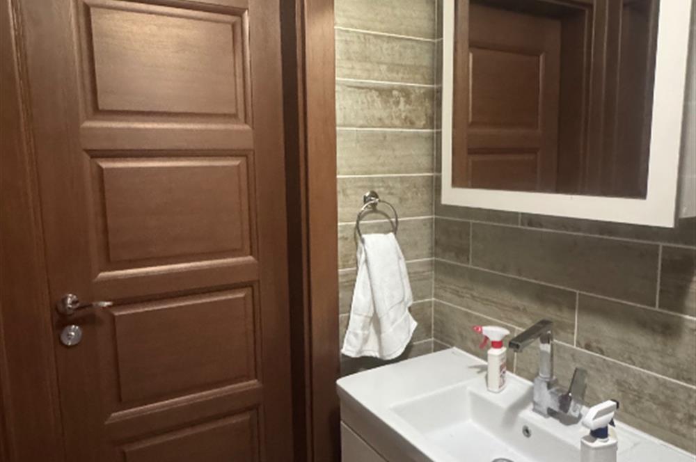 Ergenekon mahallesinde 3+1 145m2 satılık daire