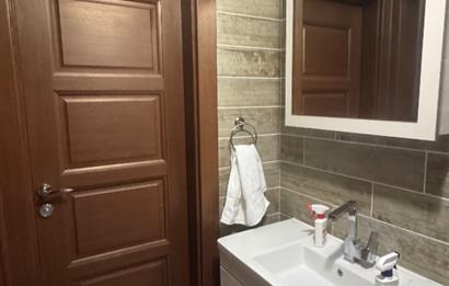 Ergenekon mahallesinde 3+1 145m2 satılık daire