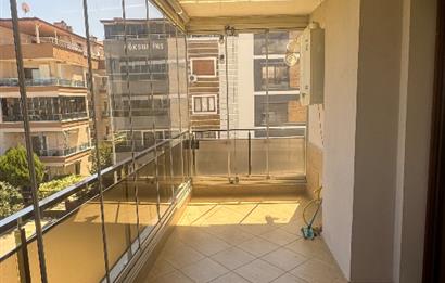 Ergenekon mahallesinde 3+1 145m2 satılık daire