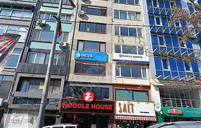 Barbaros Bulvarı'nda Satılık 50m² Ofis (WC+Mutfaklı)