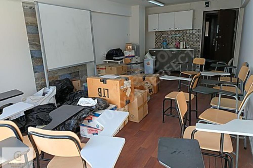 Barbaros Bulvarı'nda Satılık 50m² Ofis (WC+Mutfaklı)