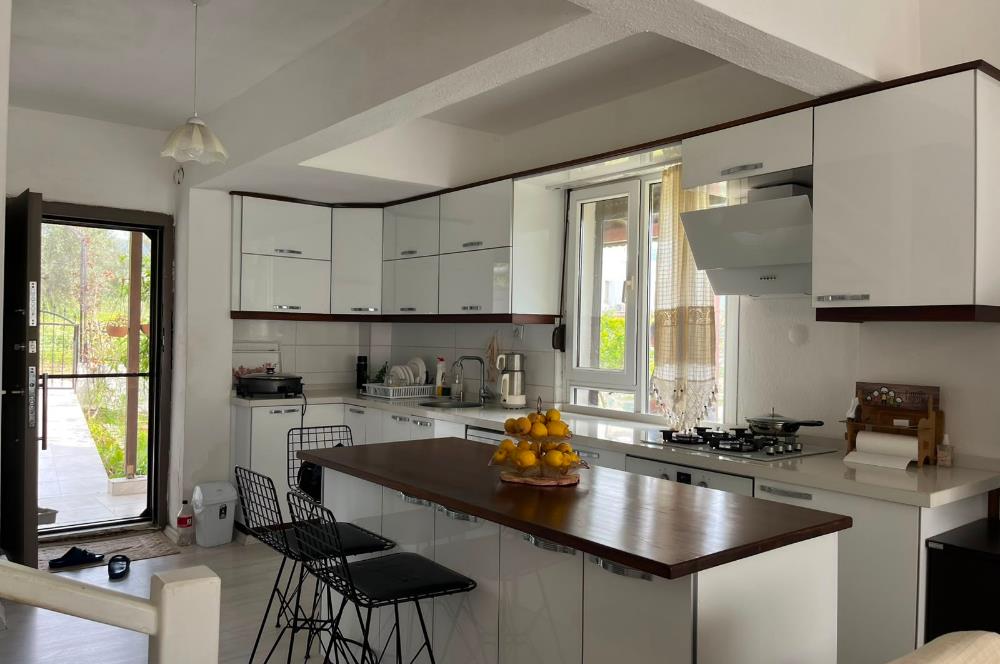 Milas Kıyıkışlacık Selkent Sitesi'nde Deniz Manzaralı Villa