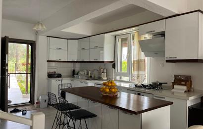 Milas Kıyıkışlacık Selkent Sitesi'nde Deniz Manzaralı Villa