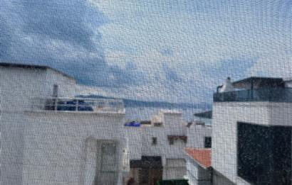 Milas Kıyıkışlacık Selkent Sitesi'nde Deniz Manzaralı Villa