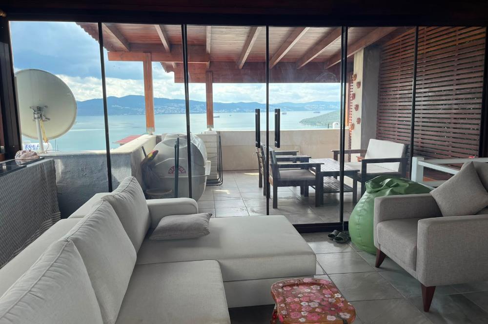 Milas Kıyıkışlacık Selkent Sitesi'nde Deniz Manzaralı Villa