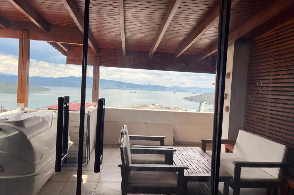 Milas Kıyıkışlacık Selkent Sitesi'nde Deniz Manzaralı Villa