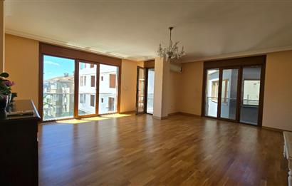 SALACAKTA DENİZ MANZARALI,SESSİZLİĞİN İÇİNDE MODERN SATILIK 2+1