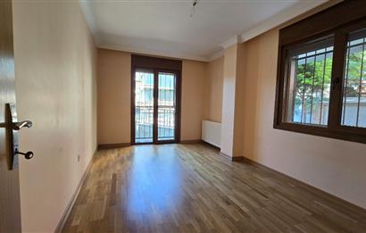 SALACAKTA DENİZ MANZARALI,SESSİZLİĞİN İÇİNDE MODERN SATILIK 2+1