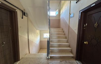YENİŞEHİR MAHALLESİ REYHAN CADDESİ ARAKAT 2+1 KİRALIK DAİRE