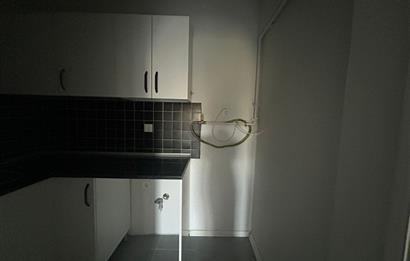 Kadıköy Osmanağa'da 2+1 Daire: Marmaray ve Metro Yakınında