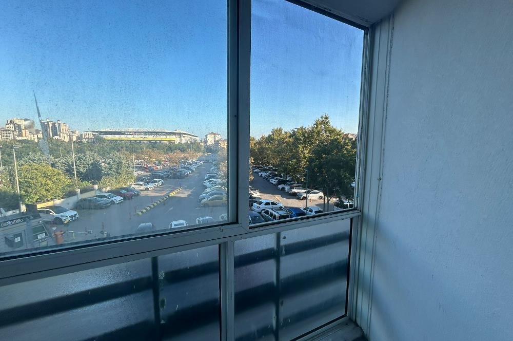 Kadıköy Osmanağa'da 2+1 Daire: Marmaray ve Metro Yakınında