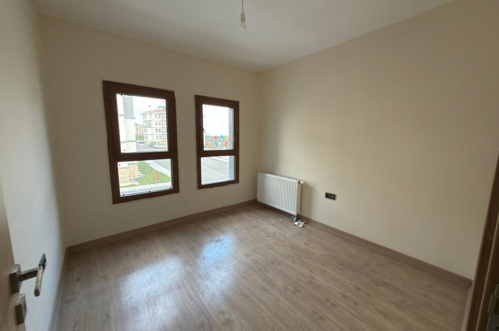 ÇORLU MUHİTTİN TOKİ'DE 2+1 KİRALIK DAİRE 