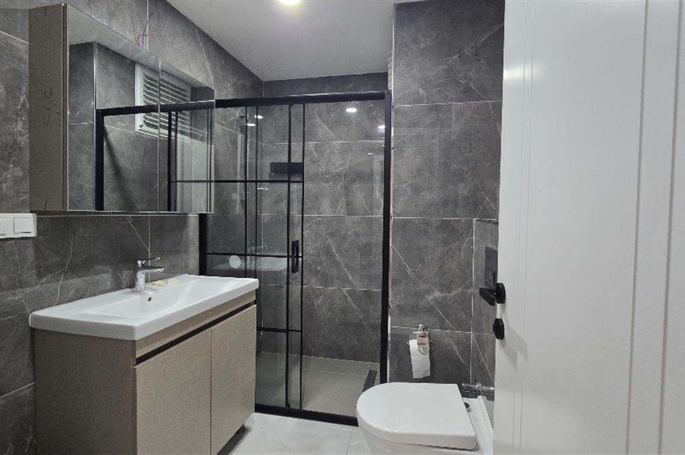 BEŞİKTAŞ MERKEZ'DE, YENİ, EBEVEYN BANYOLU, 3+1 KİRALIK DAİRE!