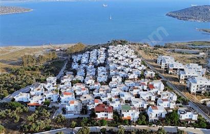 Milas Kıyıkışlacık Selkent Sitesi'nde Deniz Manzaralı Villa
