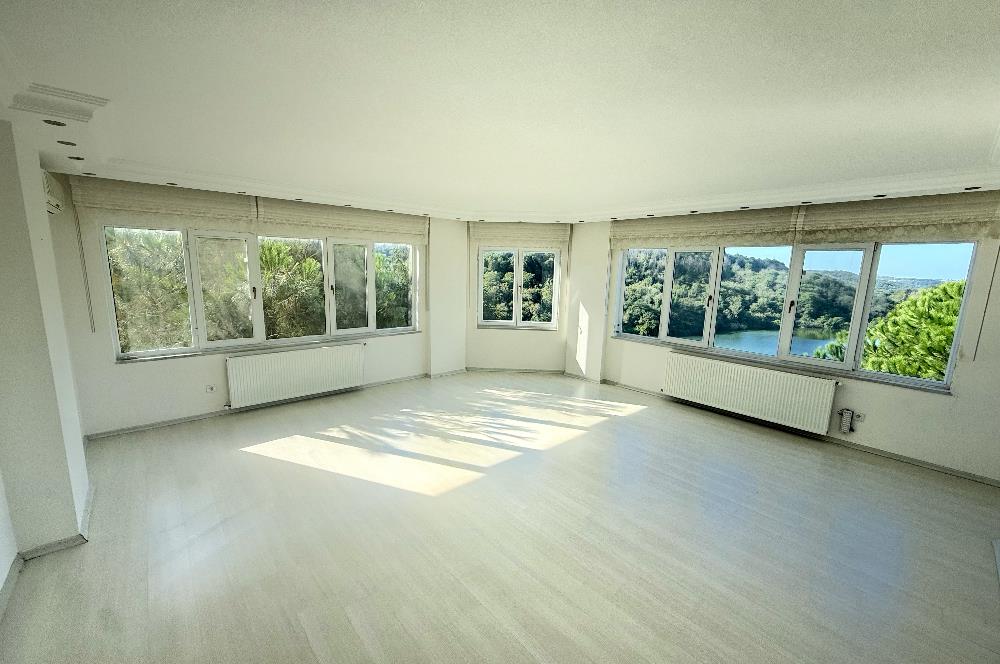 Medyakent Sitesi'nde İçi Full Yenilenmiş Göl Manzaralı 3+1 Daire