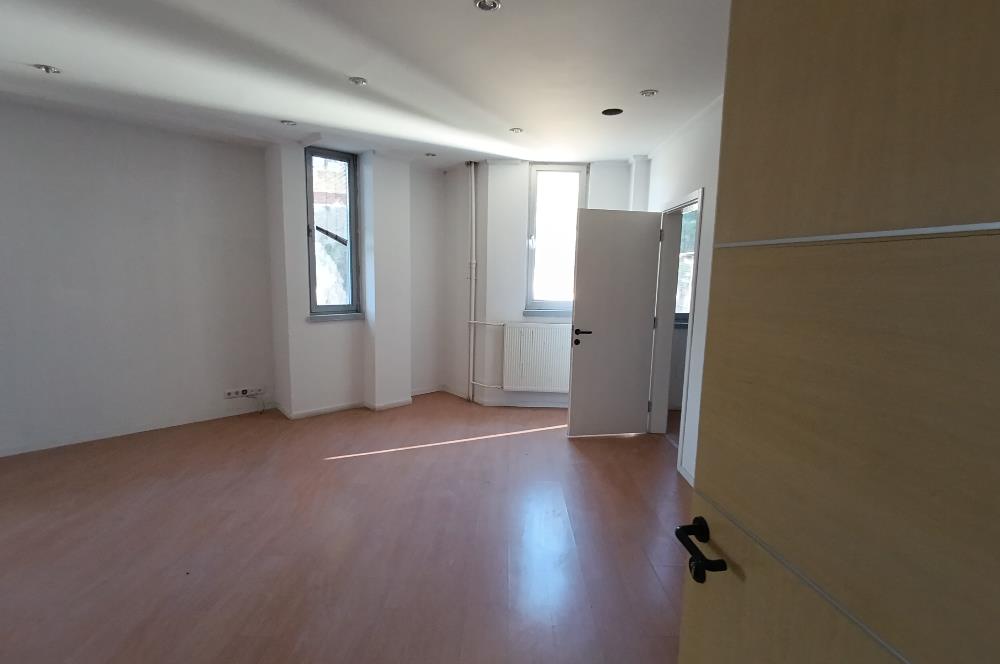 C21 LOFT’TAN ANKARA ASFALTI ÜZERİNDE TİCARİ POTANSİYELİ YÜKSEK SATILIK KOMPLE İŞYERİ