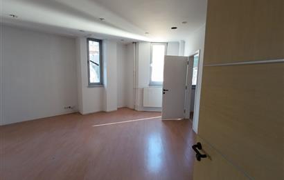 C21 LOFT’TAN ANKARA ASFALTI ÜZERİNDE TİCARİ POTANSİYELİ YÜKSEK SATILIK KOMPLE İŞYERİ