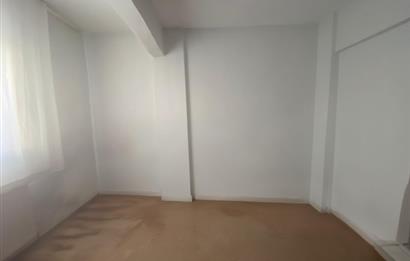 C21 Bal'dan Gaziosmanpaşa Mahallesinde Kiralık 2+1 Daire
