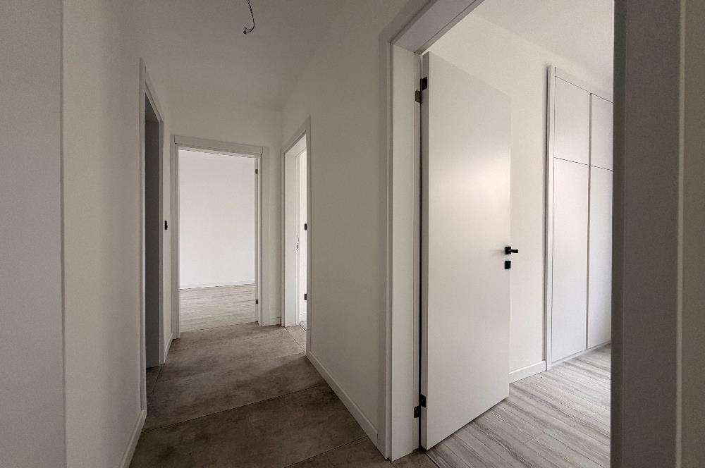 Yalıçiftlik Havuzlu Site İçinde Satılık 3+1 Daire