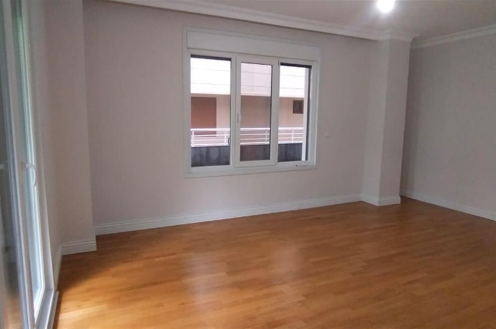 Kazım Özalp Sokakta Kiralık Bahçe katı 2+1 Daire