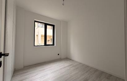 Yalıçiftlik Havuzlu Site İçinde Satılık 3+1 Daire