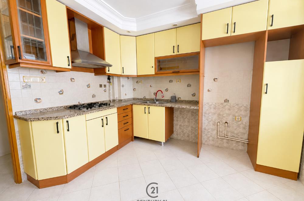 C21 DEN BAHÇELİEVLER MAHALLESİNDE ASANSÖRLÜ SATILIK 3+1 DAİRE