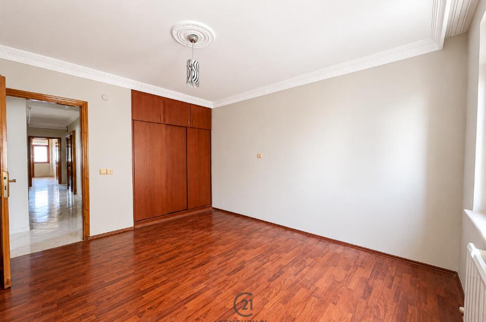 C21 DEN BAHÇELİEVLER MAHALLESİNDE ASANSÖRLÜ SATILIK 3+1 DAİRE