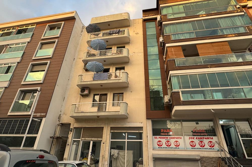 Karşıyaka Demirköprü'de Merkezi Konumda Kiralık 2+1 Daire