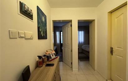Karşıyaka Demirköprü'de Merkezi Konumda Kiralık 2+1 Daire