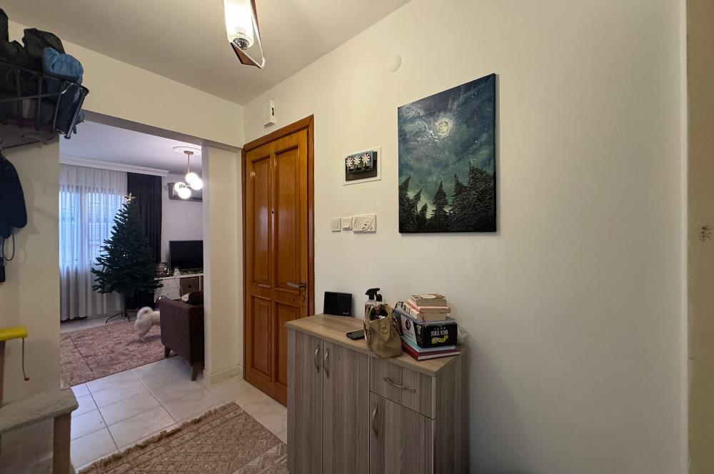 Karşıyaka Demirköprü'de Merkezi Konumda Kiralık 2+1 Daire