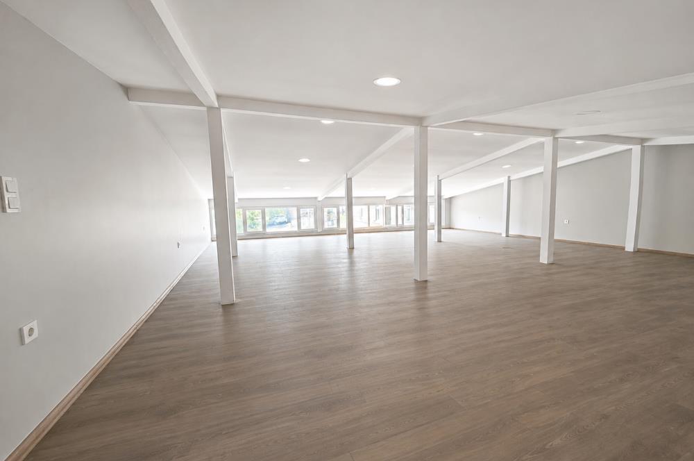 Uskumruköy Merkez'de İşlek Konumda Kiralık Dükkan